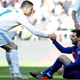 Illustration for article titled Shocking Video Reveals That Ronaldo And Messi Have Different Personalities